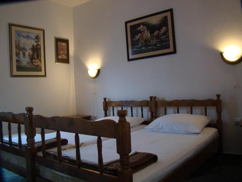 בודווה Apartments Svorcan חדר תמונה